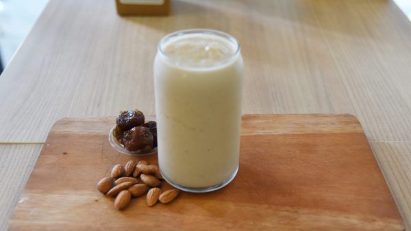 nourishing-ojas-date-and-almond-shake.jpeg Nourishing Ojas – Date and Almond Shake